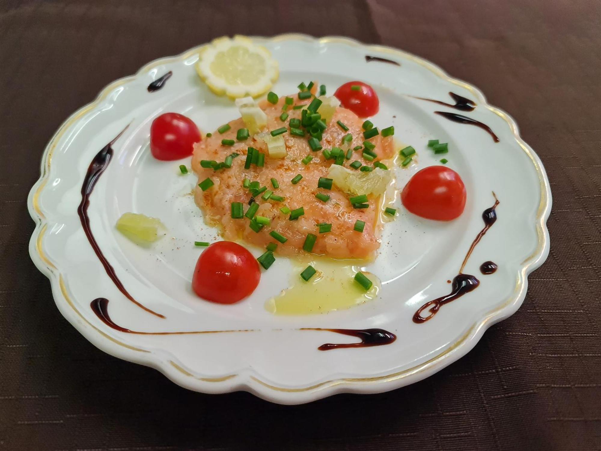 Hotel - Restaurant - Bar - Le Sapin Fleuri Bourg-dʼOueil 외부 사진